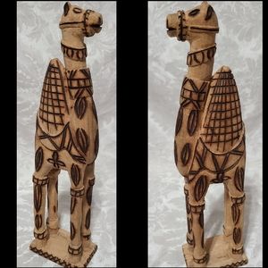 VTG Carved Wood Camel
